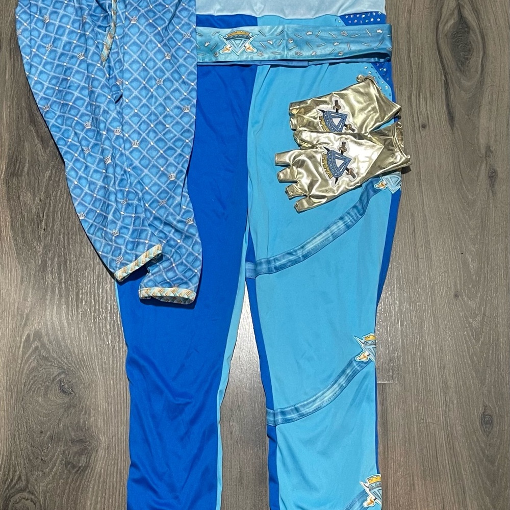Disney Blue and Gold Descendants the Rise of Red Costume Set